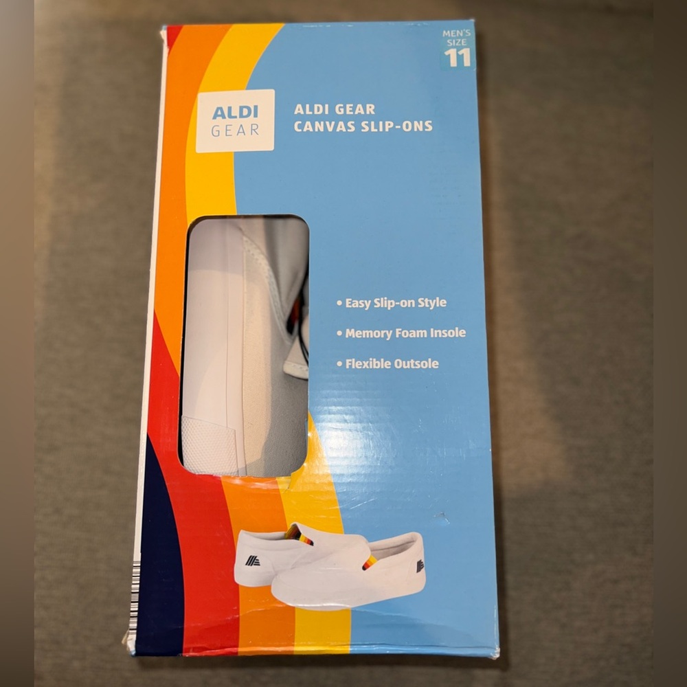NWT Aldi Gear Canvas Slip Ons Mens 11